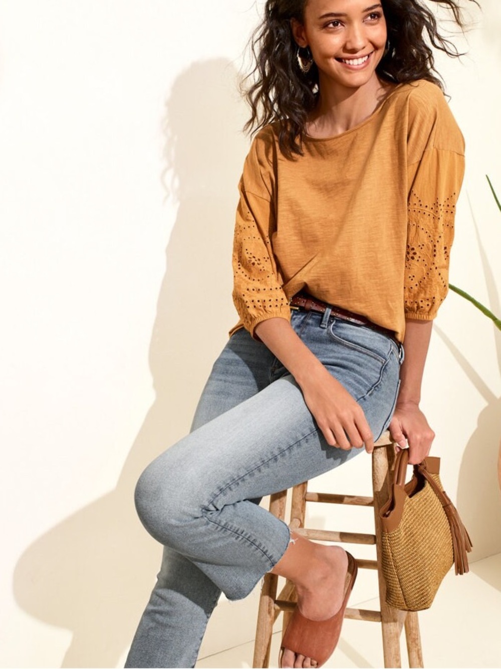 Driftwood Roxy Kick Flare Jeans - Picture 4 of 5